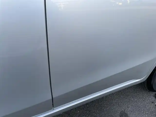 スズキ アルト エコ L 佐賀県 2014(平26)年 7.4万km スペリアホワイト/シルキーシルバーメタリック 純正オーディオ/・AM/FM/CD/前方ドライブレコーダー/ETC/アイドリングストップ/ISOFIX対応/純正フロアマット/ドアバイザ―/新車保証書/取扱説明書/スペアキー１本