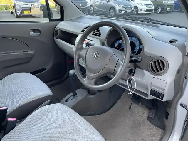 スズキ アルト エコ L 佐賀県 2014(平26)年 7.4万km スペリアホワイト/シルキーシルバーメタリック 純正オーディオ/・AM/FM/CD/前方ドライブレコーダー/ETC/アイドリングストップ/ISOFIX対応/純正フロアマット/ドアバイザ―/新車保証書/取扱説明書/スペアキー１本