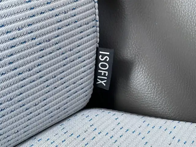 スズキ アルト エコ L 佐賀県 2014(平26)年 7.4万km スペリアホワイト/シルキーシルバーメタリック 純正オーディオ/・AM/FM/CD/前方ドライブレコーダー/ETC/アイドリングストップ/ISOFIX対応/純正フロアマット/ドアバイザ―/新車保証書/取扱説明書/スペアキー１本