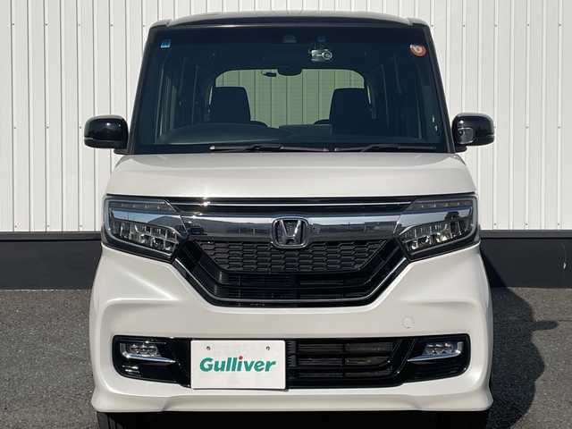 ホンダ Ｎ ＢＯＸ カスタム G L ホンダセンシング 千葉県 2018(平30)年 4.7万km プラチナホワイトパール 純正ナビ/(Bluetoothフルセグ/TV/SD/AUX/iPod)/ドライブレコーダー(前後)/衝突被害軽減システム/車線逸脱警報/バックカメラ/クルーズコントロール/片側パワースライドドア/横滑り防止装置/ETC/アイドリングストップ/LEDヘッドライト/フォグランプ/オートライト/ウィンカーミラー/電動格納ミラー/純正14インチAW/シートリフター/プッシュスタート/スマートキー/ドアバイザー/フロアマット/スペアキー/取扱説明書/保証書
