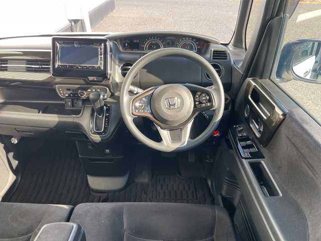 ホンダ Ｎ ＢＯＸ カスタム G L ホンダセンシング 千葉県 2018(平30)年 4.7万km プラチナホワイトパール 純正ナビ/(Bluetoothフルセグ/TV/SD/AUX/iPod)/ドライブレコーダー(前後)/衝突被害軽減システム/車線逸脱警報/バックカメラ/クルーズコントロール/片側パワースライドドア/横滑り防止装置/ETC/アイドリングストップ/LEDヘッドライト/フォグランプ/オートライト/ウィンカーミラー/電動格納ミラー/純正14インチAW/シートリフター/プッシュスタート/スマートキー/ドアバイザー/フロアマット/スペアキー/取扱説明書/保証書