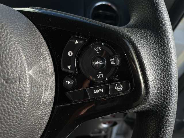 ホンダ Ｎ ＢＯＸ カスタム G L ホンダセンシング 千葉県 2018(平30)年 4.7万km プラチナホワイトパール 純正ナビ/(Bluetoothフルセグ/TV/SD/AUX/iPod)/ドライブレコーダー(前後)/衝突被害軽減システム/車線逸脱警報/バックカメラ/クルーズコントロール/片側パワースライドドア/横滑り防止装置/ETC/アイドリングストップ/LEDヘッドライト/フォグランプ/オートライト/ウィンカーミラー/電動格納ミラー/純正14インチAW/シートリフター/プッシュスタート/スマートキー/ドアバイザー/フロアマット/スペアキー/取扱説明書/保証書