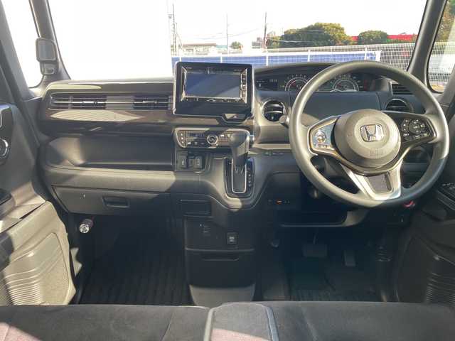 ホンダ Ｎ ＢＯＸ カスタム G L ホンダセンシング 千葉県 2018(平30)年 4.7万km プラチナホワイトパール 純正ナビ/(Bluetoothフルセグ/TV/SD/AUX/iPod)/ドライブレコーダー(前後)/衝突被害軽減システム/車線逸脱警報/バックカメラ/クルーズコントロール/片側パワースライドドア/横滑り防止装置/ETC/アイドリングストップ/LEDヘッドライト/フォグランプ/オートライト/ウィンカーミラー/電動格納ミラー/純正14インチAW/シートリフター/プッシュスタート/スマートキー/ドアバイザー/フロアマット/スペアキー/取扱説明書/保証書