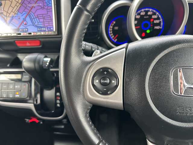 ホンダ Ｎ ＢＯＸ カスタム G ターボパッケージ 千葉県 2013(平25)年 6.2万km プレミアムホワイトパール ナビＡＶＮ６６９ＨＤ　バックカメラ　ＥＴＣ　フルセグＴＶ　ＣＤ　ＤＶＤ　パドルシフト　ステアスイッチ　クルーズコントロール　両側パワースライドドア　純正フロアマット　純正エアロ　ＨＩＤ　フォグライト