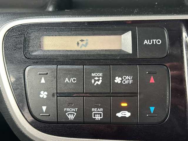 ホンダ Ｎ ＢＯＸ カスタム G ターボパッケージ 千葉県 2013(平25)年 6.2万km プレミアムホワイトパール ナビＡＶＮ６６９ＨＤ　バックカメラ　ＥＴＣ　フルセグＴＶ　ＣＤ　ＤＶＤ　パドルシフト　ステアスイッチ　クルーズコントロール　両側パワースライドドア　純正フロアマット　純正エアロ　ＨＩＤ　フォグライト