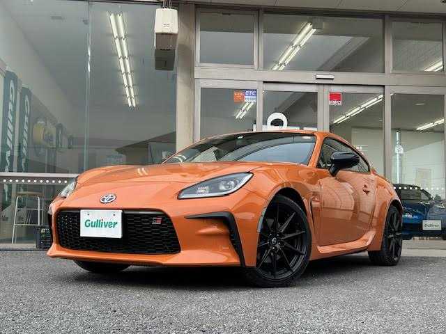 トヨタ ＧＲ８６ RZ 10thアニバーサリーLTD 埼玉県 2023(令5)年 0.3万km フレイムオレンジ ワンオーナー/社外9インチメモリーナビ/CD/DVD/SD/BT/USB/フルセグTV/GRパフォーマンスダンパー/純正18インチAW/クルーズコントロール/ハーフレザーシート/シートヒーター/ステアリングリモコン/バックカメラ/USB充電ポート/オートライト/LEDヘッドライト/リアフォグライト/プッシュスタート/フロアマット