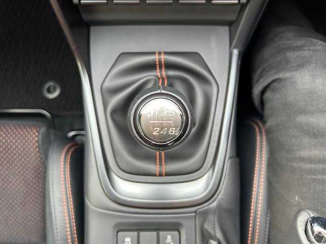 トヨタ ＧＲ８６ RZ 10thアニバーサリーLTD 埼玉県 2023(令5)年 0.3万km フレイムオレンジ ワンオーナー/社外9インチメモリーナビ/CD/DVD/SD/BT/USB/フルセグTV/GRパフォーマンスダンパー/純正18インチAW/クルーズコントロール/ハーフレザーシート/シートヒーター/ステアリングリモコン/バックカメラ/USB充電ポート/オートライト/LEDヘッドライト/リアフォグライト/プッシュスタート/フロアマット