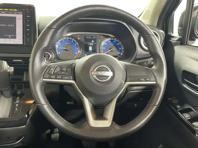 日産 デイズ ハイウェイスターX 神奈川県 2024(令6)年 0.5万km 緑 純正９型ＳＤナビ/フルセグ　ＢＴ　ＦＭ　ＡＭ　/アラウンドビューモニター/純正ドライブレコーダー/ＥＴＣ２．０　　/LEDヘッドライト/オートライト　/スマートキー/スペアキー/純正14インチアルミホイル/エマージェンシーブレーキ　　/ＳＯＳコール　/インテリジェント車線逸脱防止支援システム