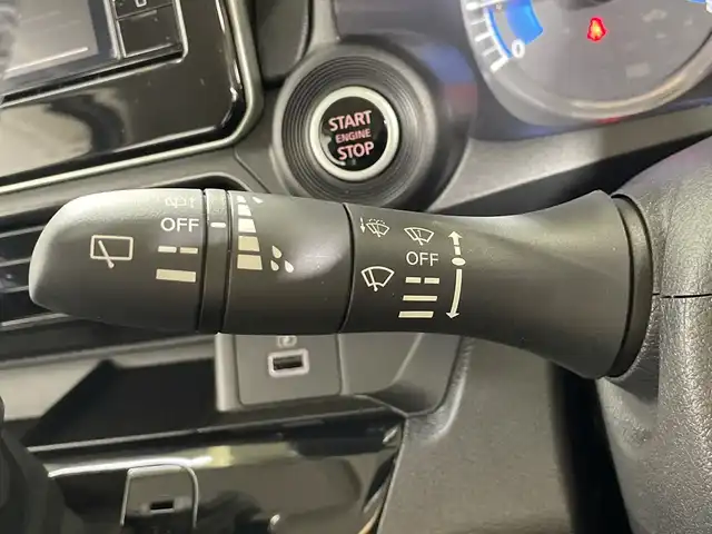 日産 デイズ ハイウェイスターX 神奈川県 2024(令6)年 0.5万km 緑 純正９型ＳＤナビ/フルセグ　ＢＴ　ＦＭ　ＡＭ　/アラウンドビューモニター/純正ドライブレコーダー/ＥＴＣ２．０　　/LEDヘッドライト/オートライト　/スマートキー/スペアキー/純正14インチアルミホイル/エマージェンシーブレーキ　　/ＳＯＳコール　/インテリジェント車線逸脱防止支援システム