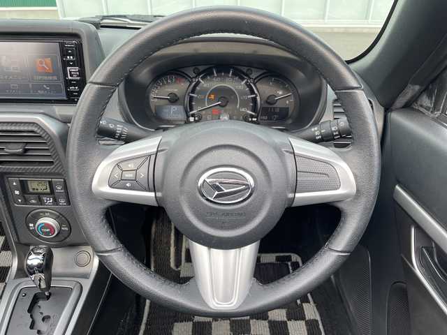 ダイハツ コペン ローブ 神奈川県 2020(令2)年 5.1万km リキッドシルバーM 純正ナビ/フルセグTV/CD/DVD/Bluetooth/iPod/ETC/バックカメラ/前席シートヒーター/MTモード付AT/純正アルミホイール/純正フロアマット/LEDヘッドライト/フォグランプ/オートエアコン/オートライト/オートマチックハイビーム