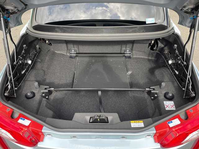 ダイハツ コペン ローブ 神奈川県 2020(令2)年 5.1万km リキッドシルバーM 純正ナビ/フルセグTV/CD/DVD/Bluetooth/iPod/ETC/バックカメラ/前席シートヒーター/MTモード付AT/純正アルミホイール/純正フロアマット/LEDヘッドライト/フォグランプ/オートエアコン/オートライト/オートマチックハイビーム