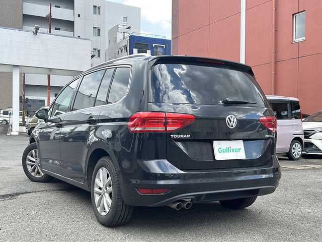 フォルクスワーゲン ゴルフ トゥーラン TDI コンフォートライン 宮崎県 2019(平31)年 8.3万km 黒 純正ナビ/CD/TV/BT/バックカメラ/ETC2.0/オートライト/LEDライト/追従クルコン /ルーフレール/純正16インチアルミ/電動サイドブレーキ