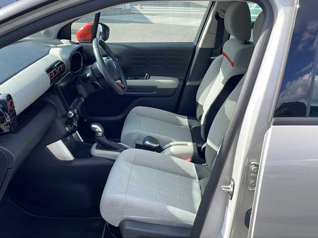 シトロエン Ｃ３ エアクロス シャインパッケージ 山梨県 2021(令3)年 1.5万km グレー ワンオーナー/ディスプレイオーディオ/バックカメラ/クルーズコントロール/サンルーフ/プッシュスタート/ETC