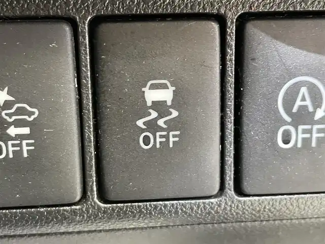 ダイハツ キャスト スポーツ SAⅡ 岩手県 2017(平29)年 5.9万km ブラックマイカメタリック ワンオーナー/４WD/ターボ/ホワイトデザインフィルムトップ/スマートアシスト２/衝突回避支援ブレーキ/車線逸脱警報/誤発進抑制機能/先行車発信お知らせ機能/横滑り防止装置/アイドリングストップ/パドルシフト/前席シートヒーター/純正CDオーディオ/オートエアコン/オートライト/LEDヘッドライト/フォグライト/純正１５インチアルミホイール/純正フロアマット