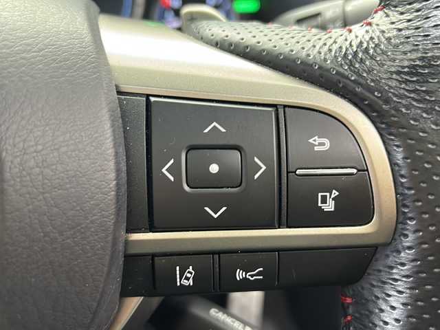 レクサス ＲＸ 450h Fスポーツ 福島県 2016(平28)年 7.2万km ホワイトノーヴァガラスフレーク /禁煙車//サンルーフ//メーカーナビ/CD・DVD・BD・BT・MSV・USB・フルセグTV//マークレビンソン//パノラミックビューモニター//ＢＳＭ//ヘッドアップディスプレイ//赤レザーシート//クリアランスソナー//３６０ドラレコ//レーダークルーズコントロール//パワーバックドア//全席パワーシート//全席シートヒーター・前席エアシート//パドルシフト//ビルトインETC//取説・保証書//カードキー有り