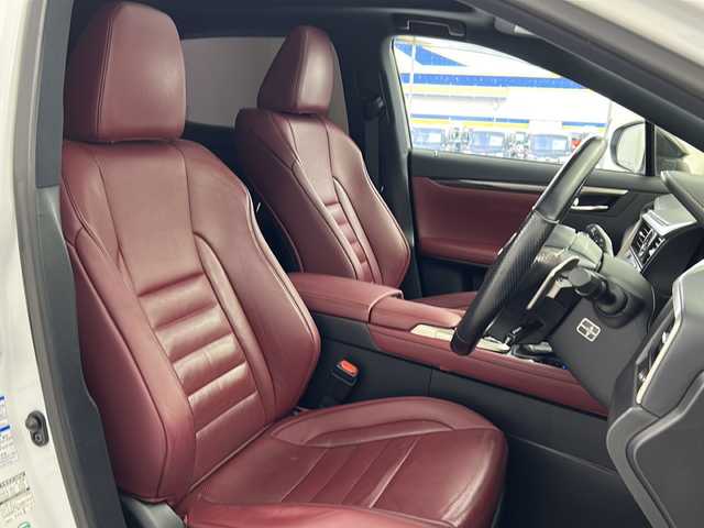 レクサス ＲＸ 450h Fスポーツ 福島県 2016(平28)年 7.2万km ホワイトノーヴァガラスフレーク /禁煙車//サンルーフ//メーカーナビ/CD・DVD・BD・BT・MSV・USB・フルセグTV//マークレビンソン//パノラミックビューモニター//ＢＳＭ//ヘッドアップディスプレイ//赤レザーシート//クリアランスソナー//３６０ドラレコ//レーダークルーズコントロール//パワーバックドア//全席パワーシート//全席シートヒーター・前席エアシート//パドルシフト//ビルトインETC//取説・保証書//カードキー有り