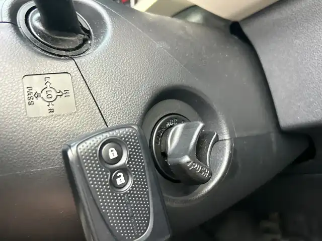 ダイハツ ミラ ココア プラスX 神奈川県 2014(平26)年 2.9万km ミストブルーマイカメタリック ワンオーナー/CDオーディオ/スマートキー/アイドリングストップ/純正14インチアルミホイール/ルーフレール/盗難防止装置/オートエアコン