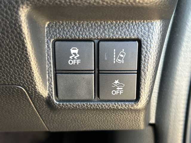 ホンダ Ｎ ＢＯＸ カスタム G L ターボ ホンダセンシング 神奈川県 2018(平30)年 5.2万km クリスタルブラックパール 純正SD8インチナビ/フルセグTV/Bluetooth接続/AM/FM/CD/DVD/USB/バックカメラ/両側パワースライドドア/アダプティブクルーズコントロール/ETC/前側ドライブレコーダー/純正フロアマット/スマートキー/アイドリングストップ/ハーフレザーシート/純正15インチアルミホイール/オートライト/コーナーセンサー/横滑り防止装置/盗難防止装置/レーンキープアシスト/衝突被害軽減システム