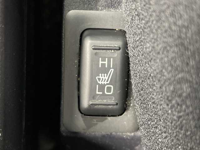 三菱 デリカＤ：５ D－Power package 岐阜県 2013(平25)年 8万km ウォームホワイトP/クールシルバー アルパインナビ　/・Ｂｌｕｅｔｏｏｔｈ　/バッツクカメラ　/両側パワースライドドア　/４ＷＤ　/ＥＴＣ　/オートヘッドライト　/パドルシフト　/革巻きステアリング　/電格ミラー　/クルーズコントロール　/スマートキート/社外フロアマット/純正アルミホイール