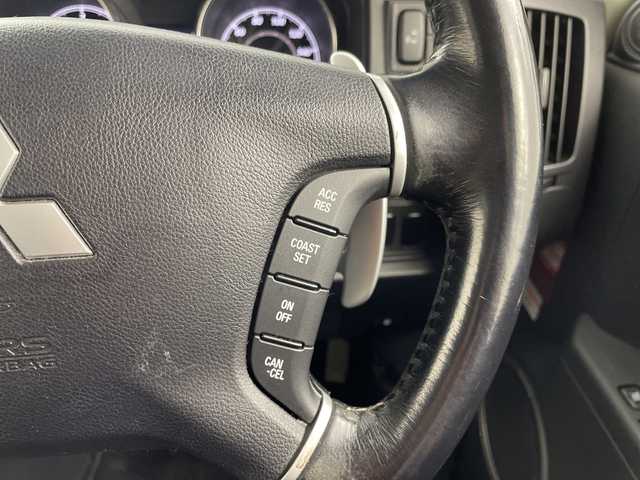 三菱 デリカＤ：５ D－Power package 岐阜県 2013(平25)年 8万km ウォームホワイトP/クールシルバー アルパインナビ　/・Ｂｌｕｅｔｏｏｔｈ　/バッツクカメラ　/両側パワースライドドア　/４ＷＤ　/ＥＴＣ　/オートヘッドライト　/パドルシフト　/革巻きステアリング　/電格ミラー　/クルーズコントロール　/スマートキート/社外フロアマット/純正アルミホイール