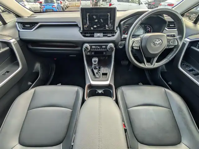 トヨタ ＲＡＶ４ G 福井県 2020(令2)年 5.7万km アティチュードブラックマイカ 4WD/ルーフレール/Toyota Safety Sense/レーントレーシングアラート/ブラインドスポットモニター/前後クリアランスソナー/レーダークルーズコントロール/プリクラッシュセーフティ/リヤクロストラフィックアラート/ロードサインアシスト/オートブレーキホールド/電動リアゲート/D席パワーシート/D席シートメモリー/前席シートヒーター/ETC/純正フロアマット/オートLEDライト/オートマチックハイビーム/純正18インチAW/スマートキー