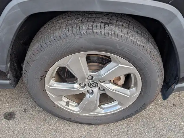 トヨタ ＲＡＶ４ G 福井県 2020(令2)年 5.7万km アティチュードブラックマイカ 4WD/ルーフレール/Toyota Safety Sense/レーントレーシングアラート/ブラインドスポットモニター/前後クリアランスソナー/レーダークルーズコントロール/プリクラッシュセーフティ/リヤクロストラフィックアラート/ロードサインアシスト/オートブレーキホールド/電動リアゲート/D席パワーシート/D席シートメモリー/前席シートヒーター/ETC/純正フロアマット/オートLEDライト/オートマチックハイビーム/純正18インチAW/スマートキー