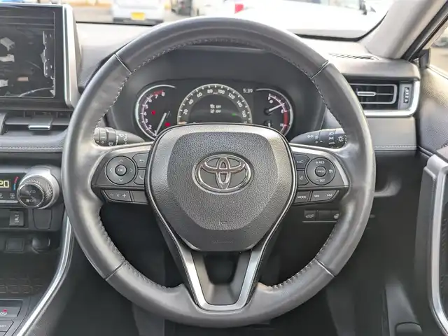 トヨタ ＲＡＶ４ G 福井県 2020(令2)年 5.7万km アティチュードブラックマイカ 4WD/ルーフレール/Toyota Safety Sense/レーントレーシングアラート/ブラインドスポットモニター/前後クリアランスソナー/レーダークルーズコントロール/プリクラッシュセーフティ/リヤクロストラフィックアラート/ロードサインアシスト/オートブレーキホールド/電動リアゲート/D席パワーシート/D席シートメモリー/前席シートヒーター/ETC/純正フロアマット/オートLEDライト/オートマチックハイビーム/純正18インチAW/スマートキー