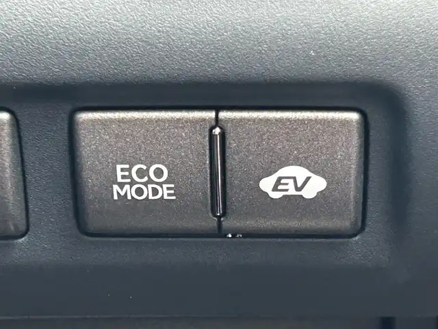 レクサス ＬＳ 600h バージョンU Iパック 福島県 2010(平22)年 8.6万km ホワイトパールクリスタルシャイン 4WD/サンルーフ/純正HDDナビ/　【フルセグ/CD/DVD/USB/AUX】/バックカメラ/本革シート/前席シートヒーター/前席エアシート/リアシートコントロールパネル/リア3面オートサンシェード/ステアリングスイッチ/レーダークルーズコントロール/電動パーキング/ステアリングヒーター/ビルトインETC/パーキングアシスト/コーナーセンサー/社外レーダー/LEDヘッドライト（AUTO機能付き）/　・フォグランプ/衝突軽減システム/アイドリングストップ