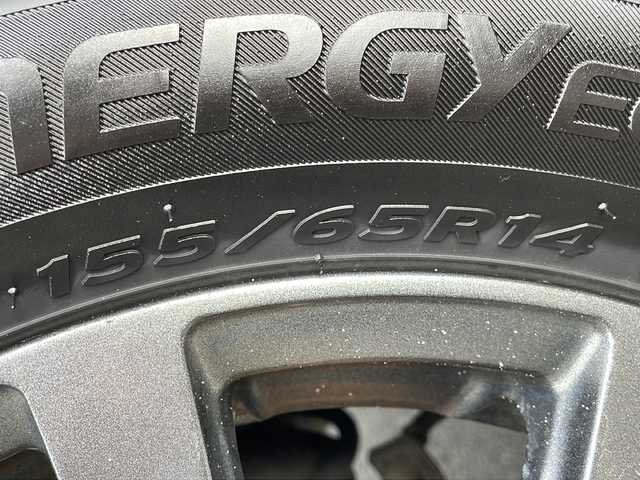 ダイハツ タント カスタム X 青森県 2014(平26)年 10.4万km ブラックマイカメタリック 4WD/社外CDオーディオ/CD・USB・iPod・AUX/片側パワースライドドア/リアロールサンシェード/純正ラバーマット/オートライト/LEDヘッドライト/フォグランプ/社外14インチアルミ/プッシュスタート/スマートキー