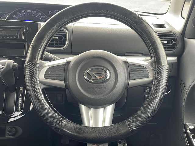 ダイハツ タント カスタム X 青森県 2014(平26)年 10.4万km ブラックマイカメタリック 4WD/社外CDオーディオ/CD・USB・iPod・AUX/片側パワースライドドア/リアロールサンシェード/純正ラバーマット/オートライト/LEDヘッドライト/フォグランプ/社外14インチアルミ/プッシュスタート/スマートキー