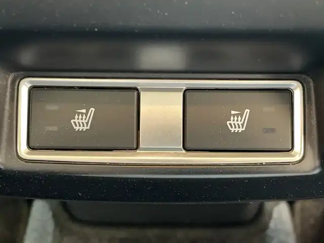 スバル フォレスター 2．0i－L アイサイト 埼玉県 2015(平27)年 6.6万km クリスタルホワイトP アイサイト/KENWOODナビ【ＭＤＶ－Ｄ５０２ＢＴ】/（Ｂｌｕｅｔｏｏｔｈ／フルセグＴＶ／ＣＤ／ＤＶＤ／ＵＳＢ）/バックカメラ/ＥＴＣ/４ＷＤ/レーダークルーズコントロール　/全席シートヒーター/前席パワーシート　/スマートキー/プッシュスタート/レーンキープアシスト/ダウンヒルアシストコントロール/オートライト/LEDライト/純正フロアマット/純正17インチアルミホイール/禁煙車