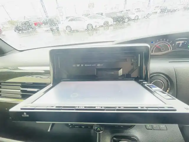 ホンダ Ｎ ＢＯＸ カスタム G L ホンダセンシング 岡山県 2019(平31)年 12.1万km パールⅡ (株)IDOMが運営する【じしゃロン岡山店】の自社ローン専用車両です。こちらは現金またはオートローンご利用時の価格です。 自社ローンご希望の方は別途その旨お申し付け下さい/・純正ナビゲーション/・両側電動スライドドア/・バックカメラ/・ＥＴＣ/・センシング