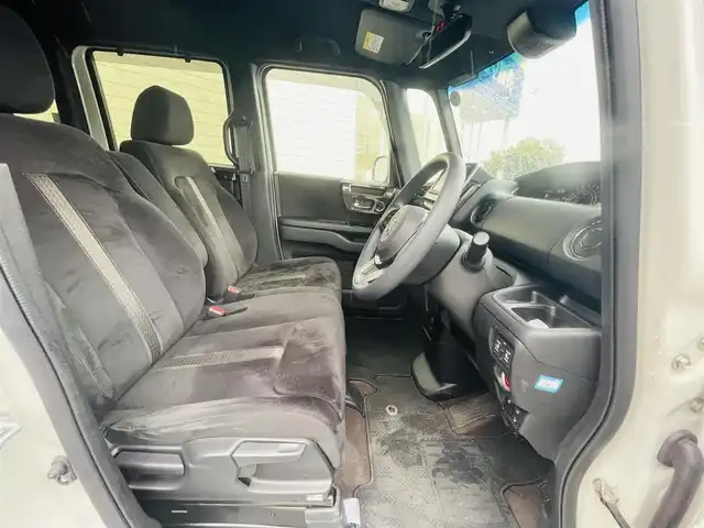 ホンダ Ｎ ＢＯＸ カスタム G L ホンダセンシング 岡山県 2019(平31)年 12.1万km パールⅡ (株)IDOMが運営する【じしゃロン岡山店】の自社ローン専用車両です。こちらは現金またはオートローンご利用時の価格です。 自社ローンご希望の方は別途その旨お申し付け下さい/・純正ナビゲーション/・両側電動スライドドア/・バックカメラ/・ＥＴＣ/・センシング