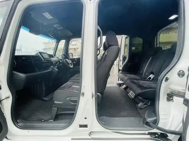 ホンダ Ｎ ＢＯＸ カスタム G L ホンダセンシング 岡山県 2019(平31)年 12.1万km パールⅡ (株)IDOMが運営する【じしゃロン岡山店】の自社ローン専用車両です。こちらは現金またはオートローンご利用時の価格です。 自社ローンご希望の方は別途その旨お申し付け下さい/・純正ナビゲーション/・両側電動スライドドア/・バックカメラ/・ＥＴＣ/・センシング