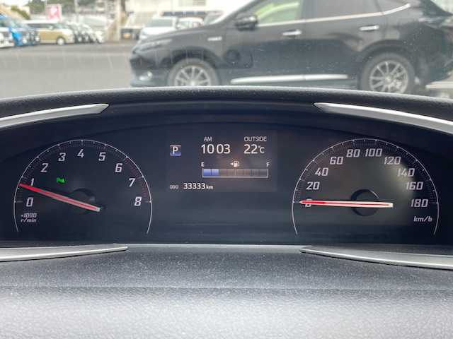 トヨタ シエンタ ファンベースX 茨城県 2018(平30)年 3.4万km 青 純正ナビ/-BT/AM/FM/　/衝突軽減システム　/バックカメラ　/片側パワースライドドア　/ドライブレコーダー　/コーナーセンサー前後　/アイドリングストップ　/電動格納ミラー　/横滑り防止装置　/リモコンキー　/社外フロアマット