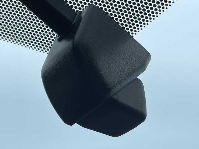 トヨタ シエンタ ファンベースX 茨城県 2018(平30)年 3.4万km 青 純正ナビ/-BT/AM/FM/　/衝突軽減システム　/バックカメラ　/片側パワースライドドア　/ドライブレコーダー　/コーナーセンサー前後　/アイドリングストップ　/電動格納ミラー　/横滑り防止装置　/リモコンキー　/社外フロアマット