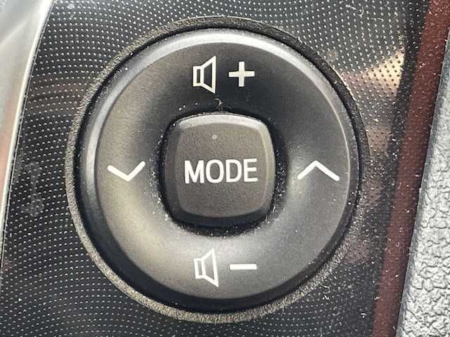 トヨタ シエンタ ファンベースX 茨城県 2018(平30)年 3.4万km 青 純正ナビ/-BT/AM/FM/　/衝突軽減システム　/バックカメラ　/片側パワースライドドア　/ドライブレコーダー　/コーナーセンサー前後　/アイドリングストップ　/電動格納ミラー　/横滑り防止装置　/リモコンキー　/社外フロアマット