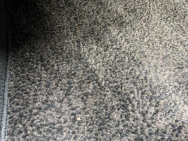 トヨタ シエンタ ファンベースX 茨城県 2018(平30)年 3.4万km 青 純正ナビ/-BT/AM/FM/　/衝突軽減システム　/バックカメラ　/片側パワースライドドア　/ドライブレコーダー　/コーナーセンサー前後　/アイドリングストップ　/電動格納ミラー　/横滑り防止装置　/リモコンキー　/社外フロアマット