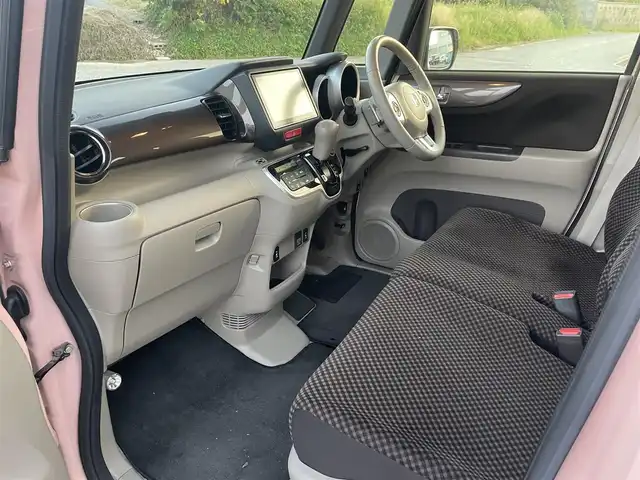 ホンダ Ｎ ＢＯＸ 2トーン G ターボ Lパッケージ 富山県 2015(平27)年 5.2万km ピンクⅡ ４ＷＤ／/純正８インチナビ／/フルセグＴＶ／/Ｂｌｕｅｔｏｏｔｈ／/ＤＶＤ再生／/バックカメラ／/両側自動ドア／/前後ドライブレコーダー／/パドルシフト／/スマートキー／/クルーズコントロール／/前席シートヒーター//LEDオートライト