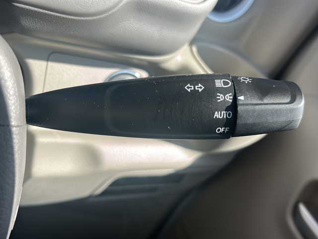 スズキ エブリィ ワゴン PZターボ 静岡県 2020(令2)年 1.3万km パールホワイト ストラーダナビ/・FM/AM/・CD/DVD/・Bluetooth/・フルセグTV/・SD/主要装備/・片側パワースライドドア/・コーナーセンサー/・車線逸脱防止/・ＨＩＤヘッドライト/・ＥＴＣ/・プッシュスタート/・オートエアコン/・ステアリングスイッチ/・フォグランプ/・オートライト/・デュアルカメラブレーキサポート/・14インチ純正アルミ