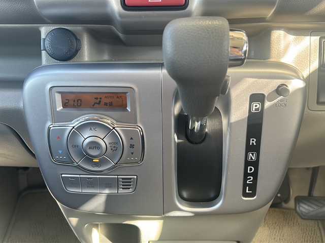 スズキ エブリィ ワゴン PZターボ 静岡県 2020(令2)年 1.3万km パールホワイト ストラーダナビ/・FM/AM/・CD/DVD/・Bluetooth/・フルセグTV/・SD/主要装備/・片側パワースライドドア/・コーナーセンサー/・車線逸脱防止/・ＨＩＤヘッドライト/・ＥＴＣ/・プッシュスタート/・オートエアコン/・ステアリングスイッチ/・フォグランプ/・オートライト/・デュアルカメラブレーキサポート/・14インチ純正アルミ