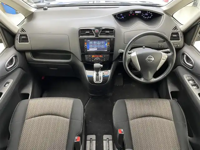 日産 セレナ HWS S HV Vセレ +Sefty Aセーフ 滋賀県 2014(平26)年 5.9万km ダイヤモンドブラック 禁煙車/純正メモリナビ（MC314D-W）/・CD/DVD再生/社外フリップダウンモニター/ワンセグテレビ/アラウンドビューモニター/純正16AW/エマージェンシーブレーキ/・クルーズコントロール/・横滑り防止機能/・前後コーナーセンサー/LEDオートライト/アイドリングストップ/ビルトインETC/　