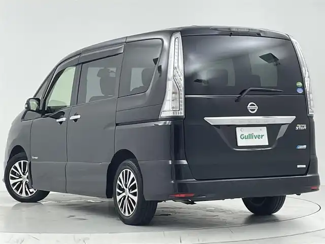 日産 セレナ HWS S HV Vセレ +Sefty Aセーフ 大阪府 2014(平26)年 5.9万km ダイヤモンドブラック エマージェンシーブレーキ/　・クルーズコントロール/　・横滑り防止装置/　・クリアランスソナー/　・レーンキープアシスト/純正メモリナビ（MC314D-W）/　CD/DVD/Bluetooth/ワンセグ/社外フリップダウンモニター/インテリジェントアラウンドビューモニター/バックカメラ/両側パワースライドドア/純正16インチアルミホイール/エマージェンシーブレーキ/LEDオートライト/フォグランプ/スマートキー/アイドリングストップ/ビルトインETC/　