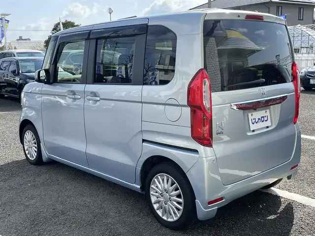 ホンダ Ｎ ＢＯＸ G L ホンダセンシング 徳島県 2017(平29)年 6.6万km モーニングミストブルーM (株)IDOMが運営する【じしゃロン徳島店】の自社ローン専用車両になりますこちらは現金またはオートローンご利用時の価格です。/自社ローンご希望の方は別途その旨お申付け下さい”	/評価点4.5/ホンダセンシング/純正ナビゲーション/バックカメラ/ETC/モデューロアルミホイール/LEDオートヘッドライト/アイドリングストップ/トラクションコントロール/パワースライドドア/レーダークルーズコントロール/電動格納ミラー/ステアリングリモコン/プッシュスタート/スマートキー	/純正フロアマット/サイドバイザー/Wエアバック	/１２V１８０Wアクセサリーソケット