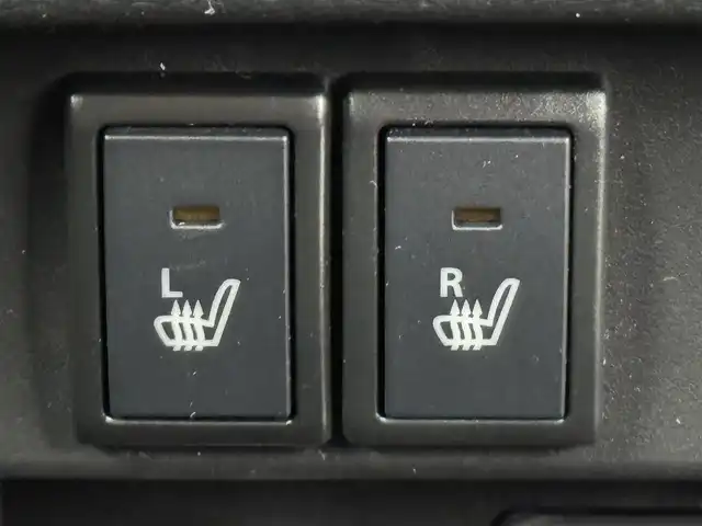 スズキ ハスラー HYBRID G 福岡県 2023(令5)年 0.5万km クールカーキPM 社外ナビ　/バックカメラ　/ＥＴＣ　/前後ドライブレコーダー　/コーナーセンサー　/衝突軽減ブレーキ　/レーンキープ　/アイドリングストップ　/横滑り防止装置　/シートヒーター　/プッシュスタート　/電動格納式ドアミラー