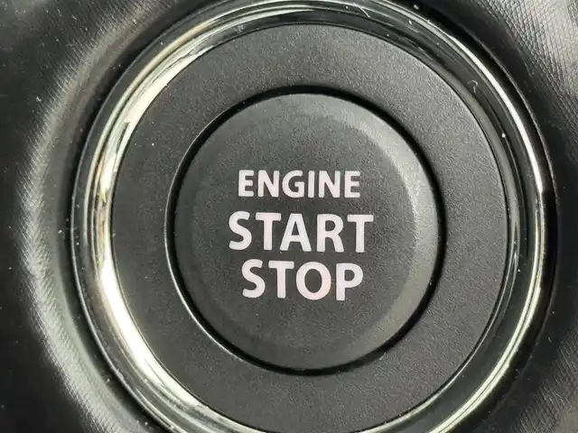 スズキ ハスラー HYBRID G 福岡県 2023(令5)年 0.5万km クールカーキPM 社外ナビ　/バックカメラ　/ＥＴＣ　/前後ドライブレコーダー　/コーナーセンサー　/衝突軽減ブレーキ　/レーンキープ　/アイドリングストップ　/横滑り防止装置　/シートヒーター　/プッシュスタート　/電動格納式ドアミラー