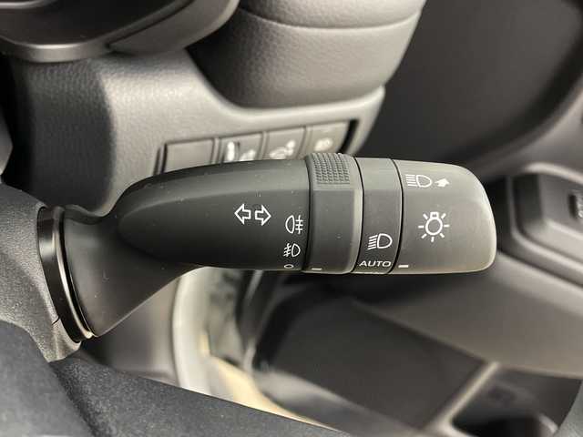 トヨタ ランドクルーザー ２５０ VX 鹿児島県 2024(令6)年 0.3万km プラチナホワイトパールマイカ 純正ナビ/Bluetooth/フルセグ/レーダークルーズコントロール/セーフティセンス/パワーバックドア/運転席パワーシート/オートハイビーム/サンルーフ/D/Nシートヒーター/D/Nベンチレーション/スペアキー/デジタルインナーミラー/ETC2.0/ワンオーナー