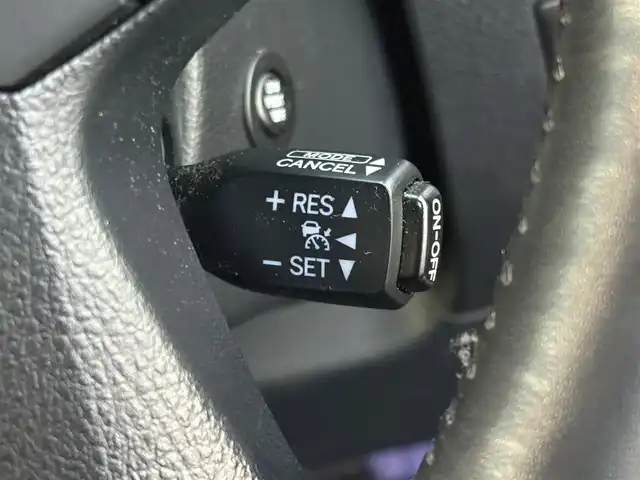 トヨタ ヴェルファイア Z Gエディション 大分県 2015(平27)年 7.1万km スパークリングブラックパールクリスタルシャイン ・純正ナビ(CD/DVD/BT/SD)/・フルセグテレビ/・バックモニター/・フリップダウンモニター/・モデリスタ/・サンルーフ/・両側パワースライドドア/・衝突軽減ブレーキ/・コーナーセンサー/・レーダークルーズコントロール/・ドライブレコーダー/・ETC/・デジタルインナーミラー/・MTモード付きAT/・ステアリングヒーター/・ブレーキホールド/・パワーシート/・シートメモリー/・スマートキー/・プッシュスタートボタン/・純正アルミホイール