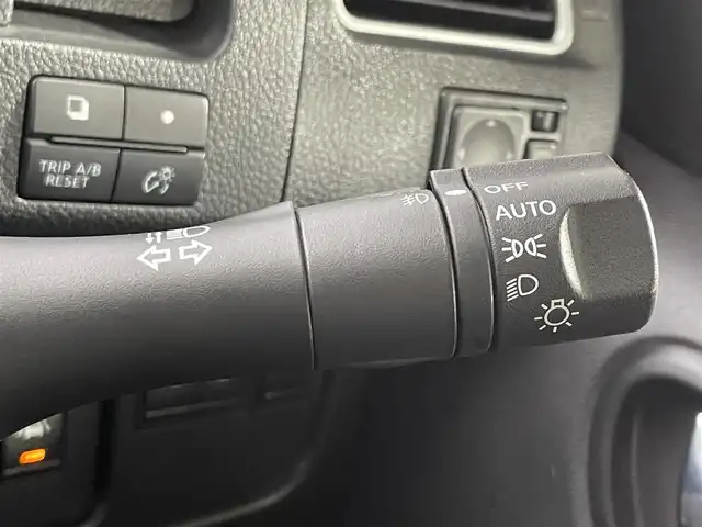 日産 セレナ HWS S HV Vエアロ+Sefty 大阪府 2015(平27)年 2.8万km ブリリアントホワイトパール 純正8incナビTV バックカメラ 両側パワースライドドア クルーズコントロール 衝突軽減ブレーキ レーンアシスト スマートキー プッシュスタート リアオートエアコン 前後ドライブレコーダー ETC