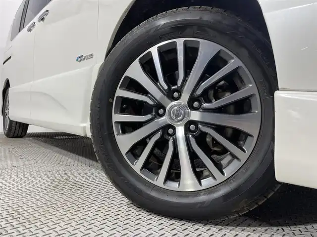 日産 セレナ HWS S HV Vエアロ+Sefty 大阪府 2015(平27)年 2.8万km ブリリアントホワイトパール 純正8incナビTV バックカメラ 両側パワースライドドア クルーズコントロール 衝突軽減ブレーキ レーンアシスト スマートキー プッシュスタート リアオートエアコン 前後ドライブレコーダー ETC